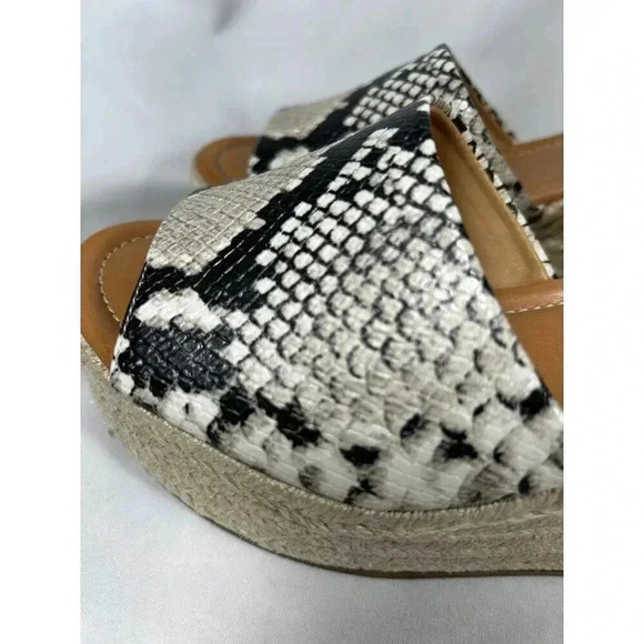 2/$30 Nine West Wnadell3 Size 7.5 Wedge Platform Sandal Animal Print - Picture 10 of 16
